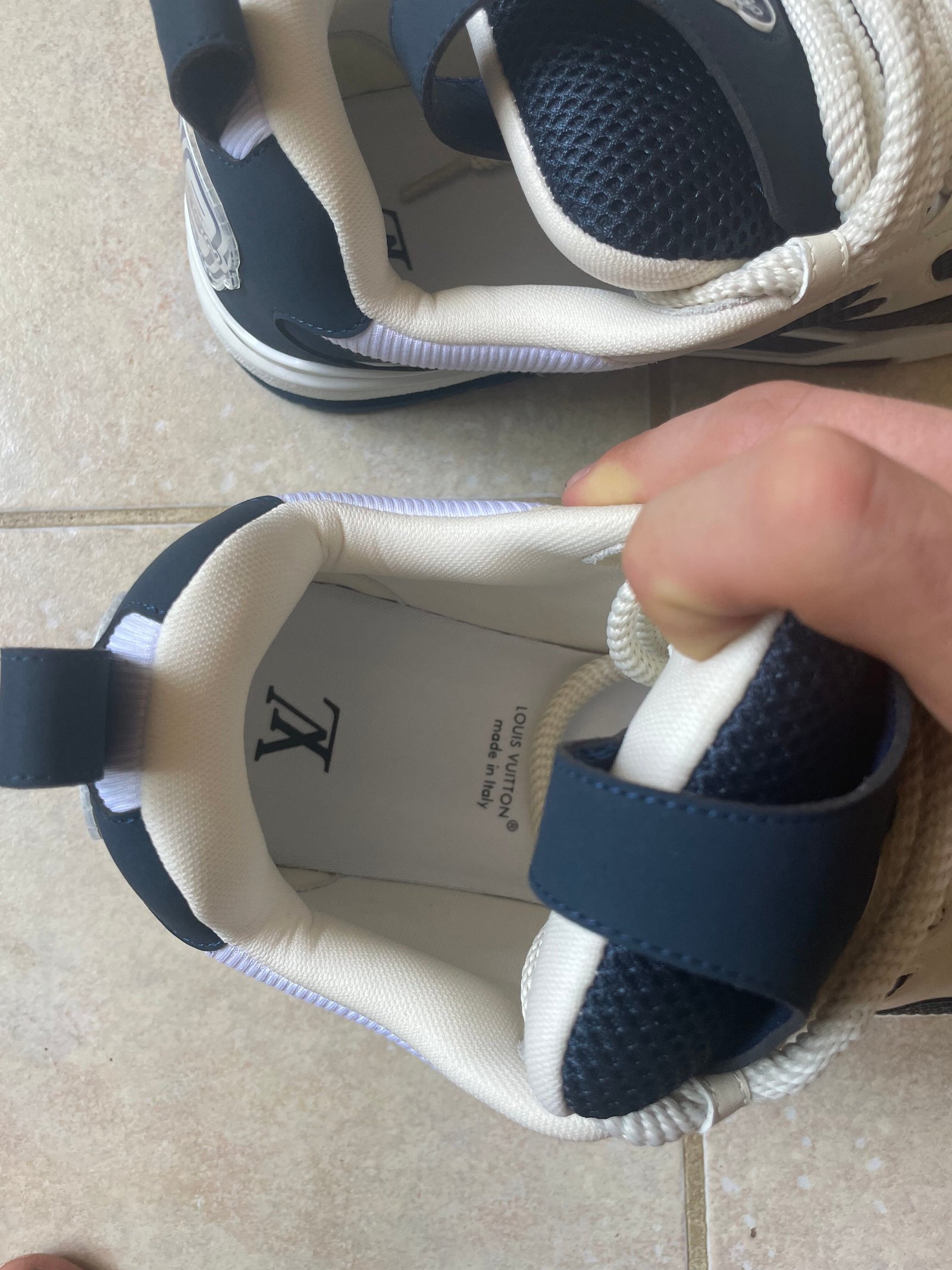 Sneaker Louis Vuitton Marine 44 – Image 8